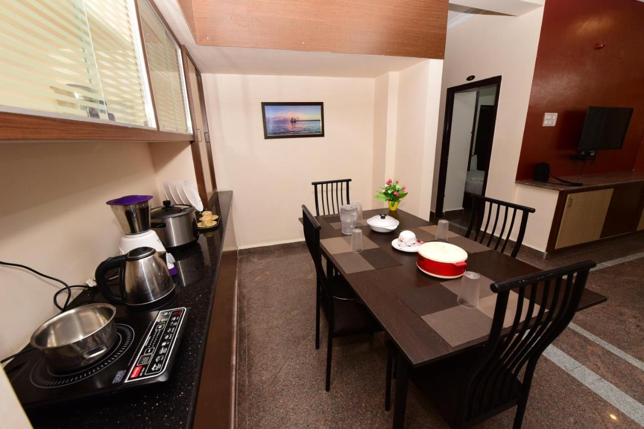 Sree Service Apartments Tirupati Buitenkant foto